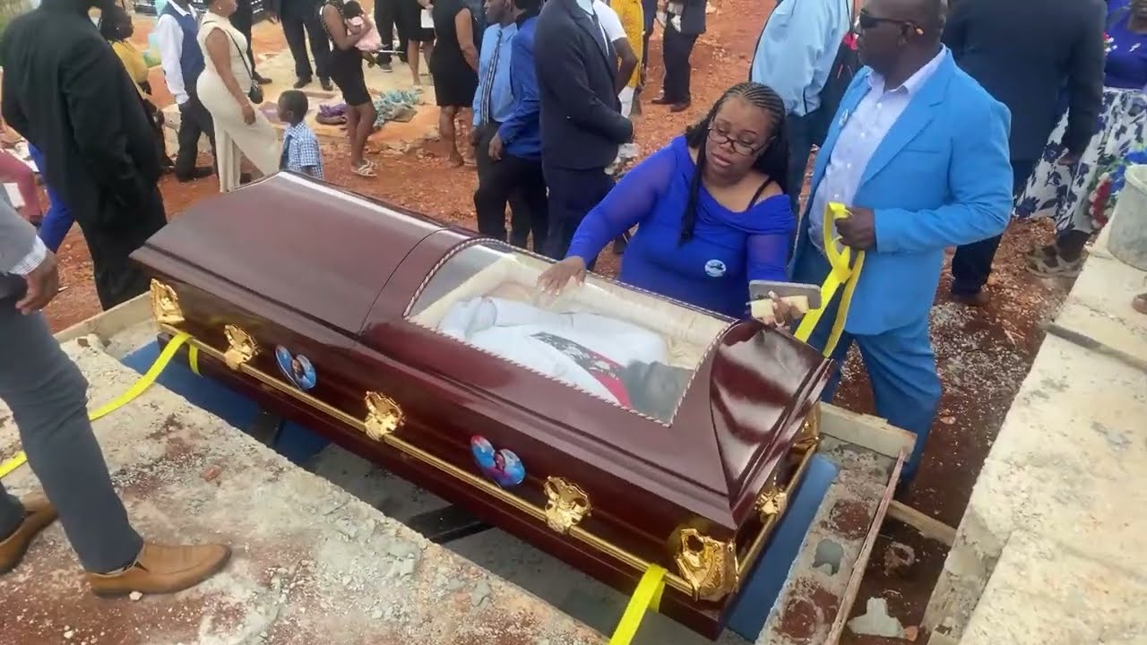 Nicholas Stewart funeral at the grave side