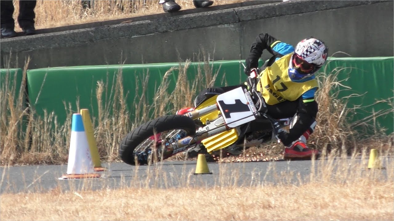 AMA Pro FLAT TRACK ライダーがジムカーナをやると…？