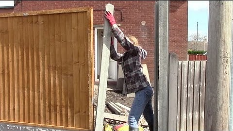 How to Erect concrete fencing