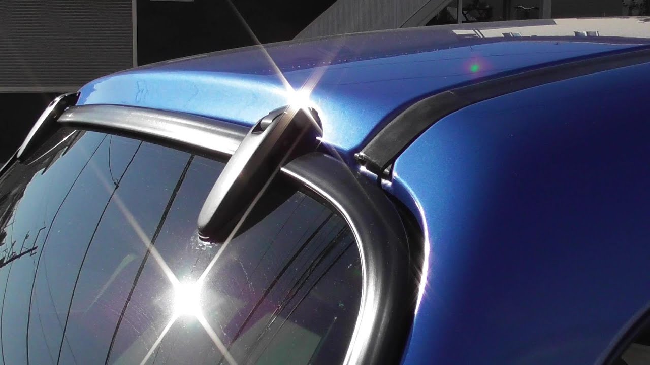 スズキツイン、リヤガラスのフチゴムを貼り直しました