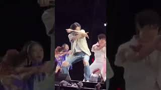 Yoongis Surprise Performance At Psy Concert 