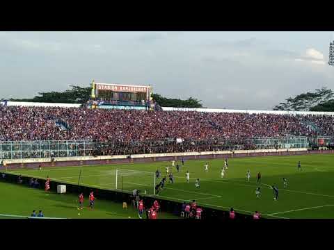 Aksi aremania // Arema vs Persita [[ Piala Indonesia 26 - 1 - 2019 ]]