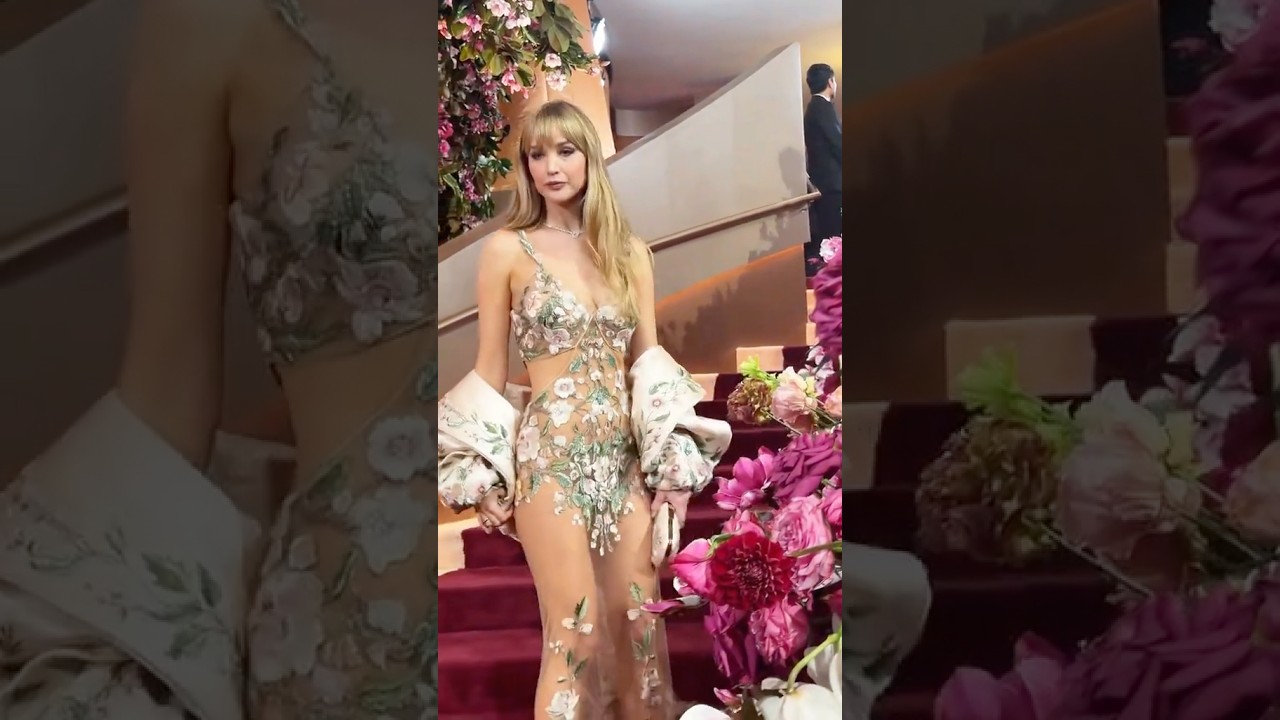 Jennifer Lawrence Naked Dress Golden Globe 2026 Beyonce 