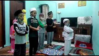 mas hai jadi imam shalat magrib