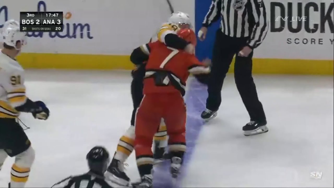 NHL Fight - 5 Min For Fighting ! - 19/11/2025