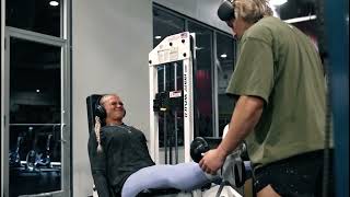 Alex Eubank making his girlfriend nervous