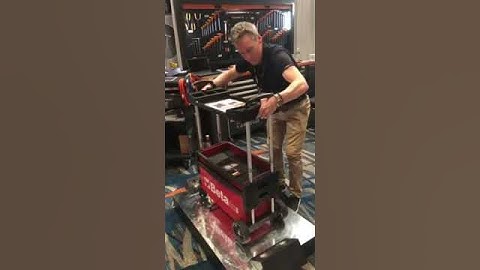 Beta Tools Folding Tool Trolley Demo