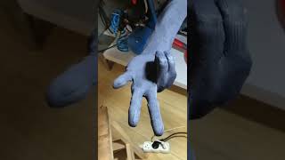 CH18, Synthetic Human Hand