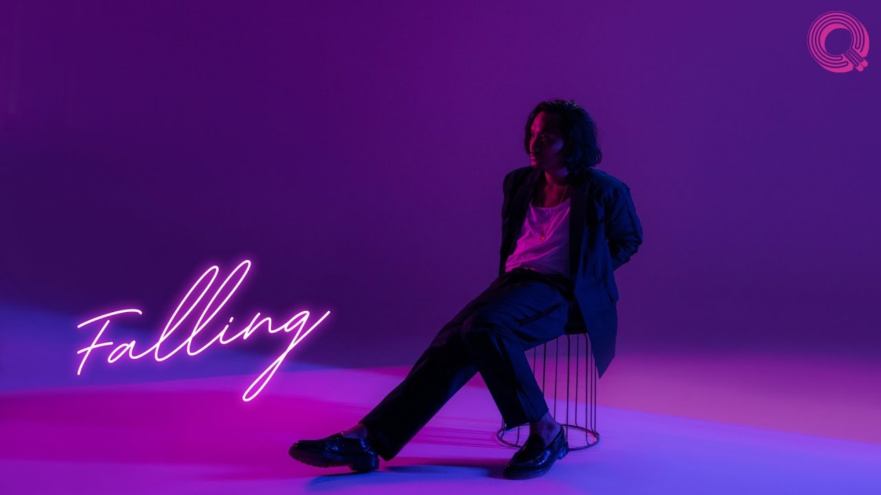 YouTubeでIQIF - Falling (Offical Music Video)を視聴 YouTubeでIQIF - Falling (Offical Music Video)を視聴