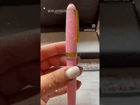 My first celluloid fountain pen😍Platinun #3776 Sakura Limited Edition 🌸🖋✨