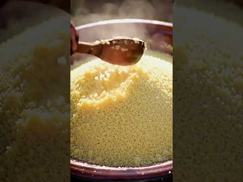 ما ذ ك ر الكسكسي إلا وذ كر الدفء الأكلة اللي تجمع العيلة