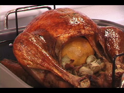 How To Cook Turkey For Thanksgiving Christmas It Will Be Juicy And Moist-11-08-2015