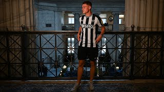 BEHIND THE SCENES | Harvey Barnes Joins Up With The Squad In Philadelphia