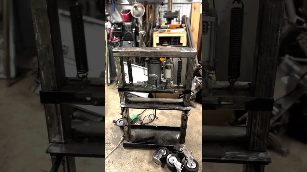DIY 20 Ton Hydraulic Shop Press  Made with Scrap Metal And Basic
