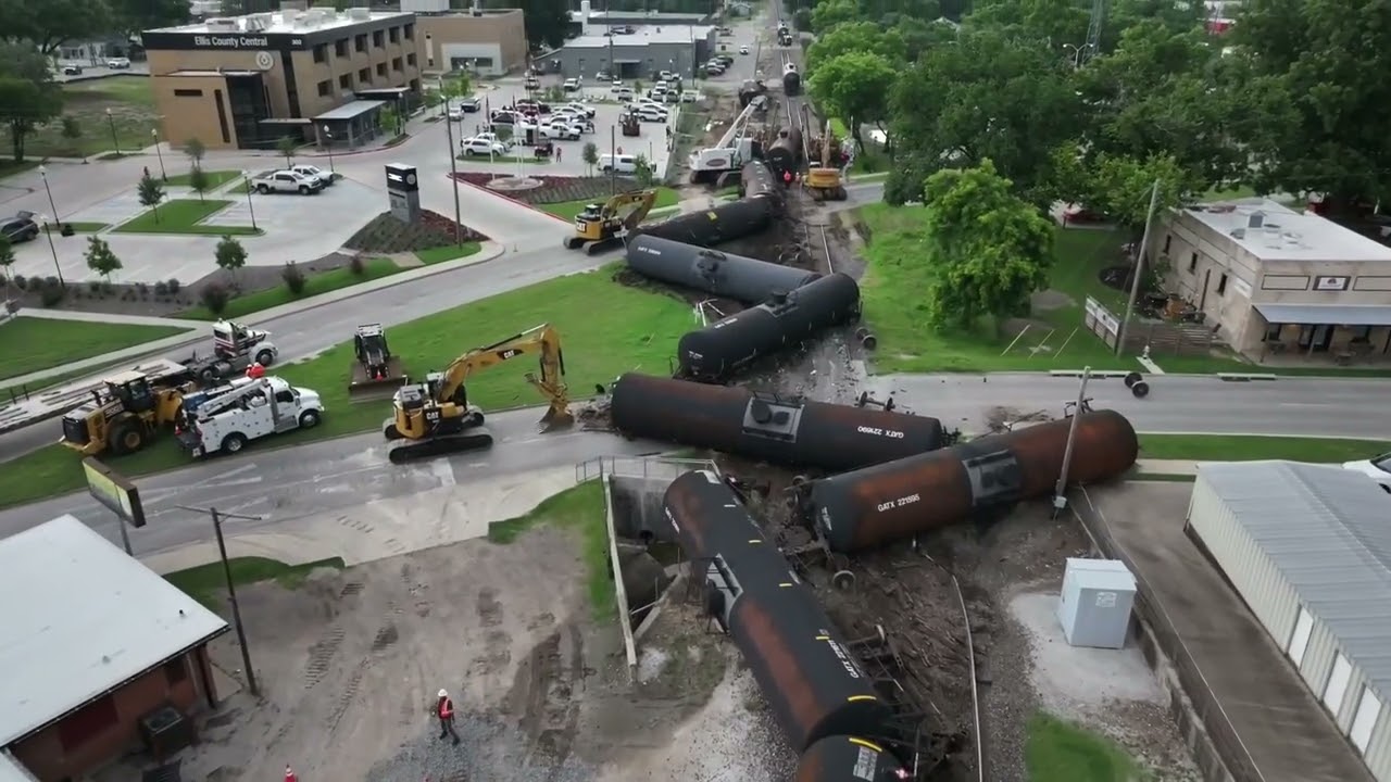 Drone video shows aftermath of ethanol train derailment in Waxahachie, Texas | NBCDFW
