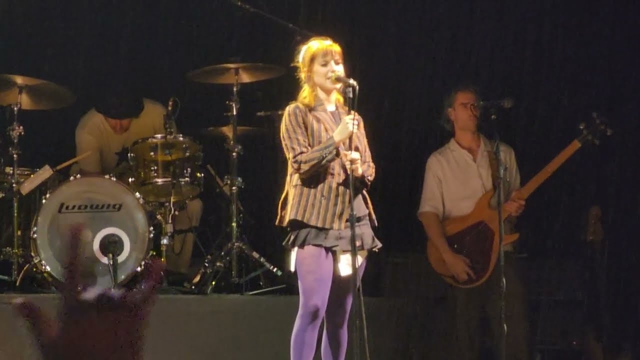 Paramore: Playing God (São Paulo - 11/03/2023)