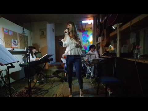天由実　（悲しき恋のマンディ/須藤薫）