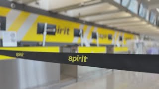 Former Spirit Airlines workers sue for pay, benefits