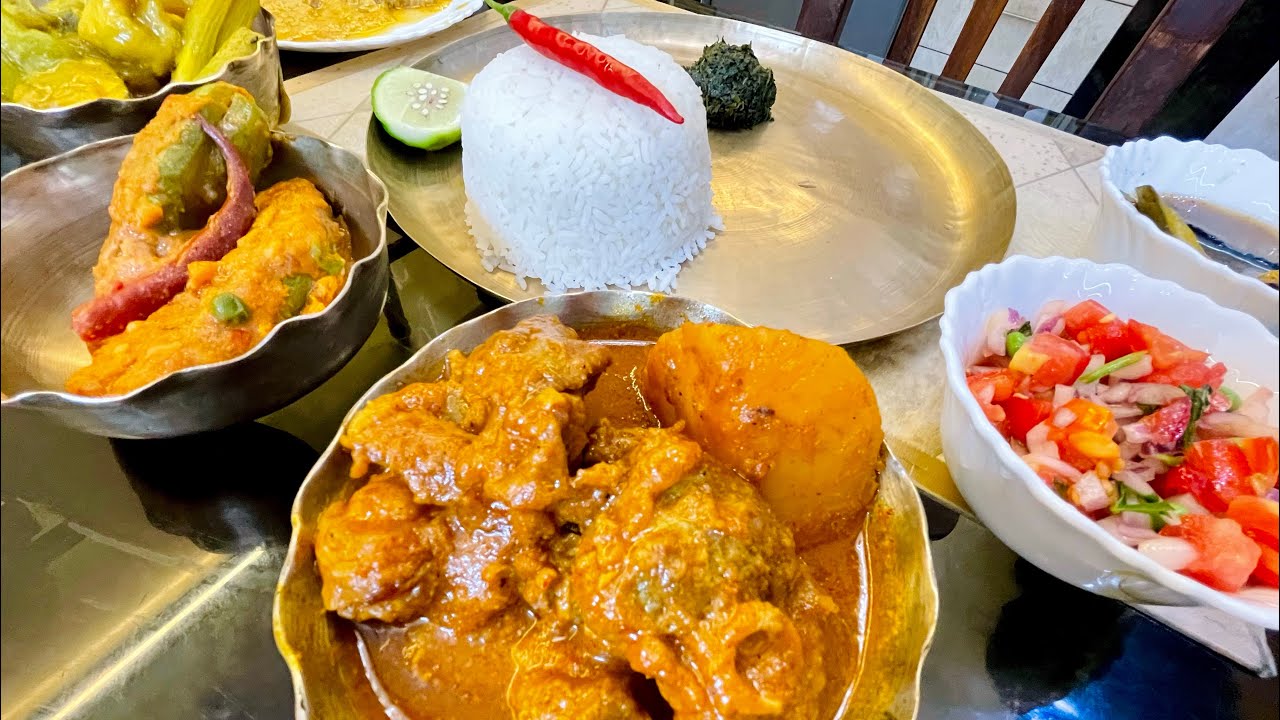 পাবদার টক ঝাল,কড়াইতে কষানো মটন,পটোল বাহার কাচুম্বার সালাদ 😄 দুপুরটা জাস্ট জমে গেলো ☀️