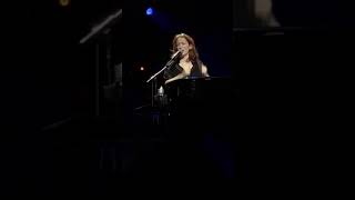 Regina Spektor: (Old Song!!) “Flyin&#39;&quot; (A Cappella) 11/11/17 Hippodrome Theatre