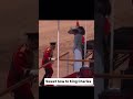 Kate Middleton se inclina respetuosamente ante el rey Carlos en el Trooping the Colour.