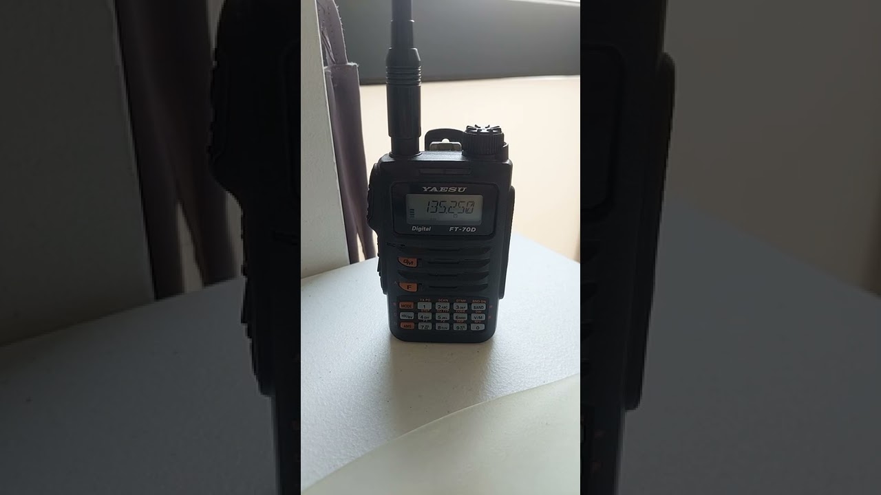 Listening to airband/aviation frequencies with the Yaesu FT70D YouTube