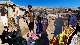 Download Lagu A tragic event for Akram and Najma's mother: Akram was pregnant, but her child was lost. MP3