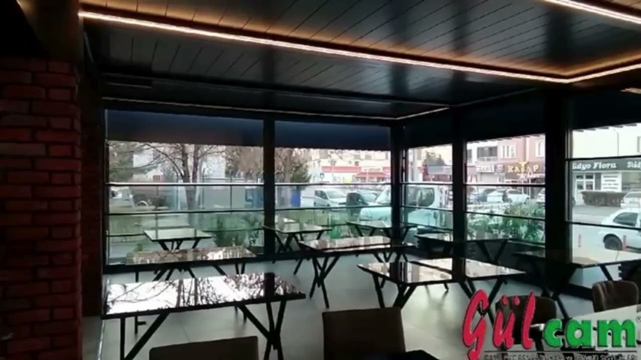 TAM BALKON ALBERT GENAU