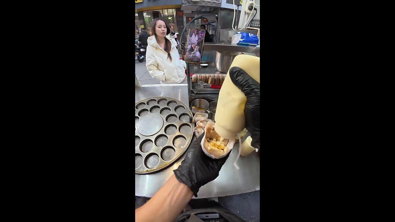 street snacks live broadcast