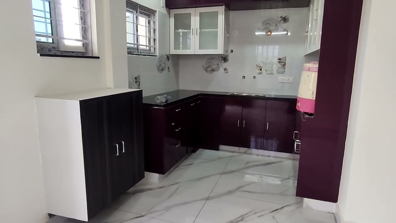 ID//NO.398.GOOD RESIDENTIAL AREA G+1 INDIVIDUAL HOUSE SALE GUNTUR VAISYABANK COLONY