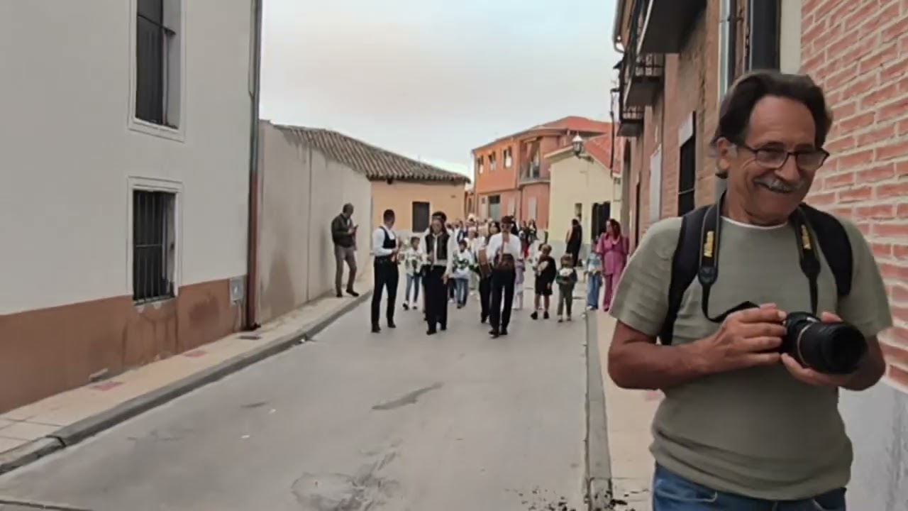 I ofrenda floral a la Virgen de la Encina en Macotera 