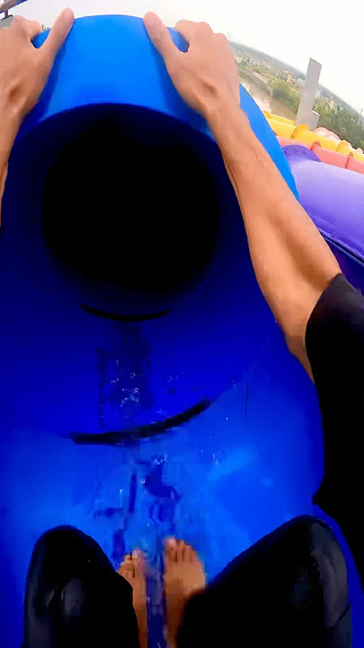 Bella Ciao Abounded Waterpark Tunnel Sliding Parkour_SS POV