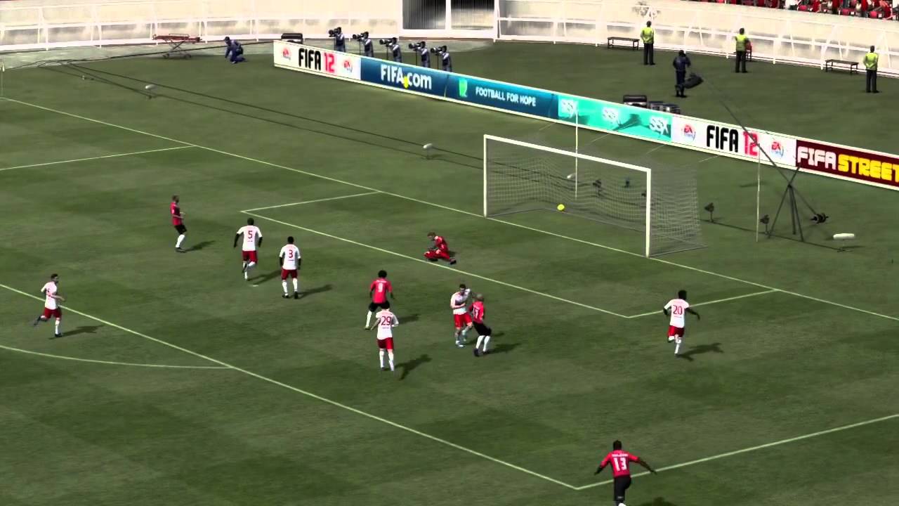 *NEW SERIES* FIFA 12 Ultimate Team - Hybridicious Ep.1 - Squad Builder + Goals