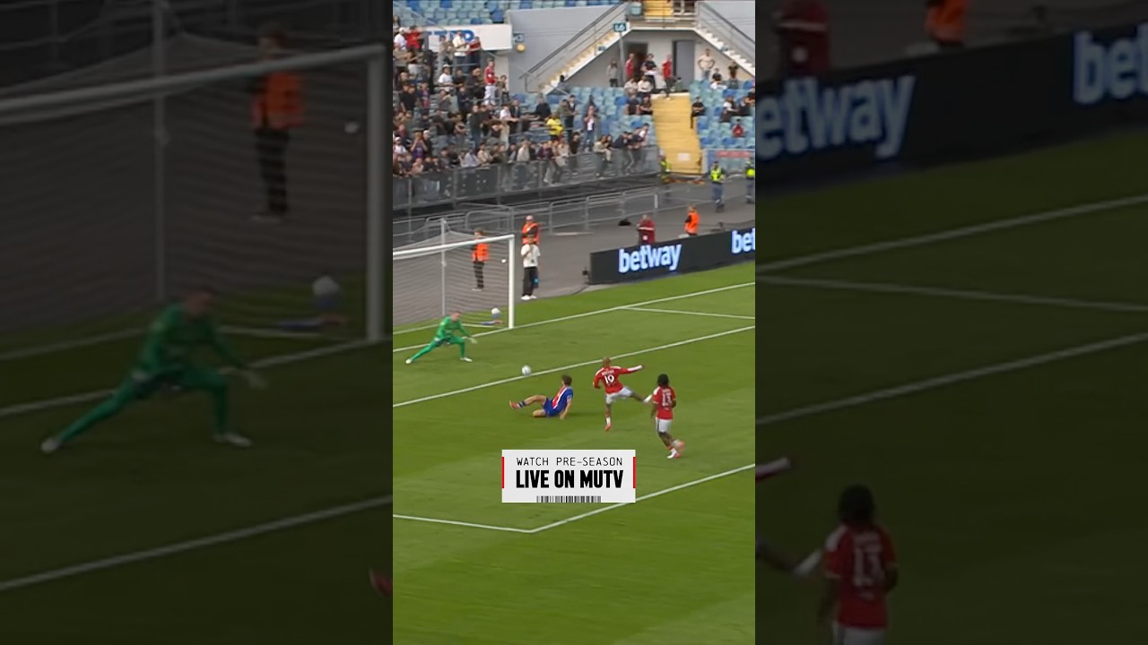 Mbeumo Scores Against PSG! 🙌