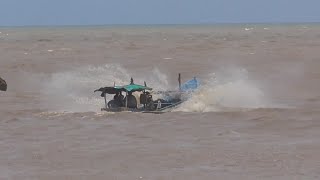Lorena Boat, Plawangan Puger, Wind Hard in Storm 1246 1/3/2023 PM