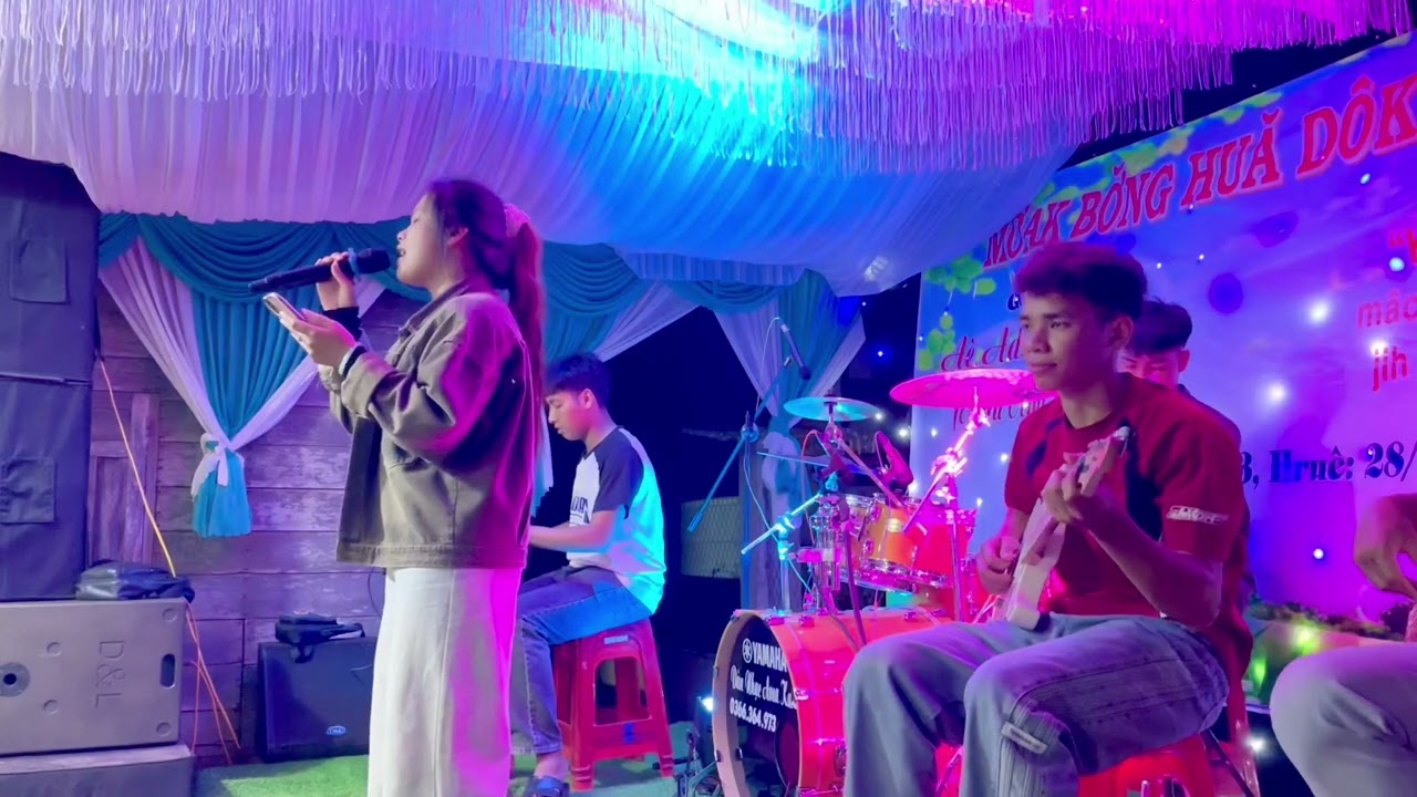 Con Là Ai - Cover - Band Ama KaLin