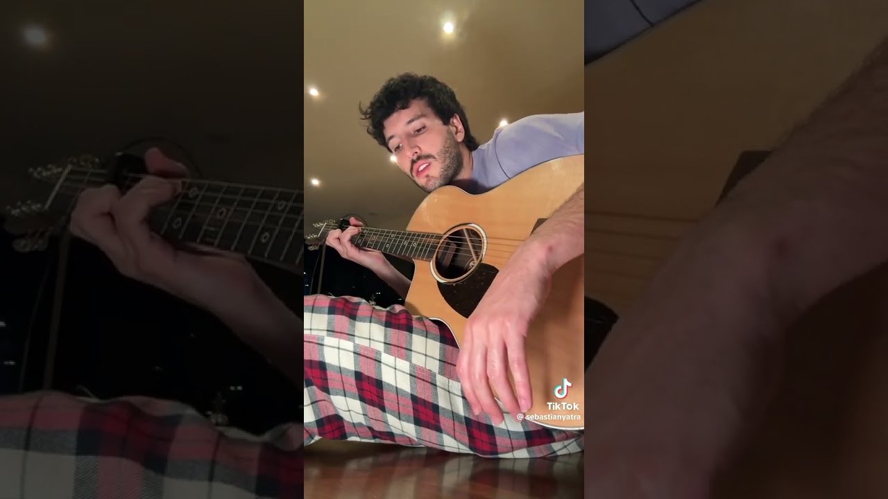 Sebastián Yatra - La Pelirroja En Vivo Acústico