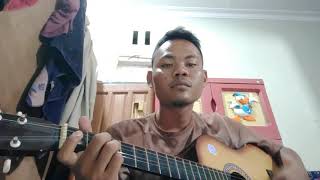 Download Lagu Sumpah. Suara nya bikin meleleh jantung Download Lagu Sumpah. Suara nya bikin meleleh jantung