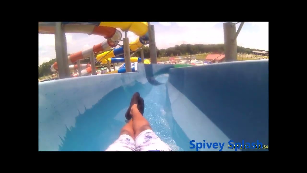 riding the water slides at spivey splash water park part 1