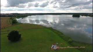 Wolken spiegeln sich im See #wolken #clouds #see #instagram