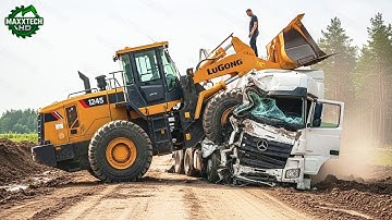 Jaw-Dropping Bulldozer Operator Skills Caught on Camera So Crazy You’d Think They’re Fake! #45