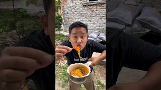 Gara-Gara Makan Mie Dan Cabe