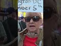 Här släpper Trump bajs på demonstranterna