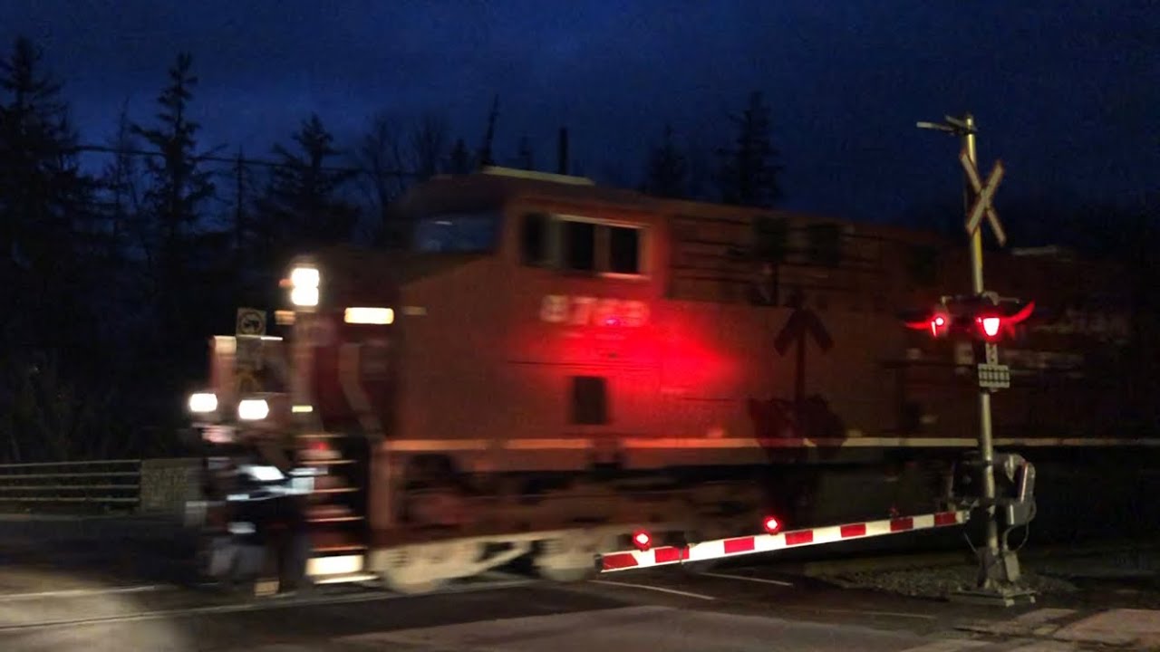 CP Rail 147 at Guelph line crossing Campbellville Ontario YouTube