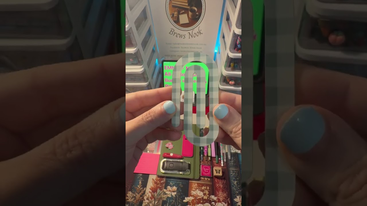 CURATED ALL-IN BOOKISH BUNDLE IN GREEN & PINK!