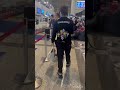 飛行機は幹部社員みんなファーストクラスだよーん！このパック椅子になるんだぜ！