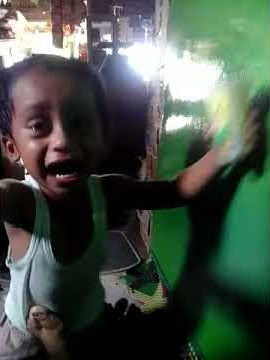 Nangis histeris noval