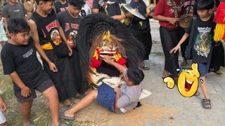 KEJADIAN LUCU !! MOMEN PENONTON KETANGKAP BARONGAN NGAMUK ! SENI BARONG KUMARA KRIDA MUSTIKA 