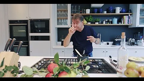 Raymond Blanc makes "tarte aux pommes" for Nick!