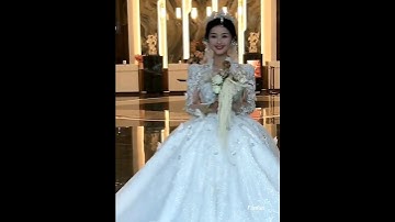 #shorts 👰 U mê quá trời - Cô dâu trong bộ váy cưới xinh xỉu 😘 #ungquachung #codau #vaycuoi #wedding